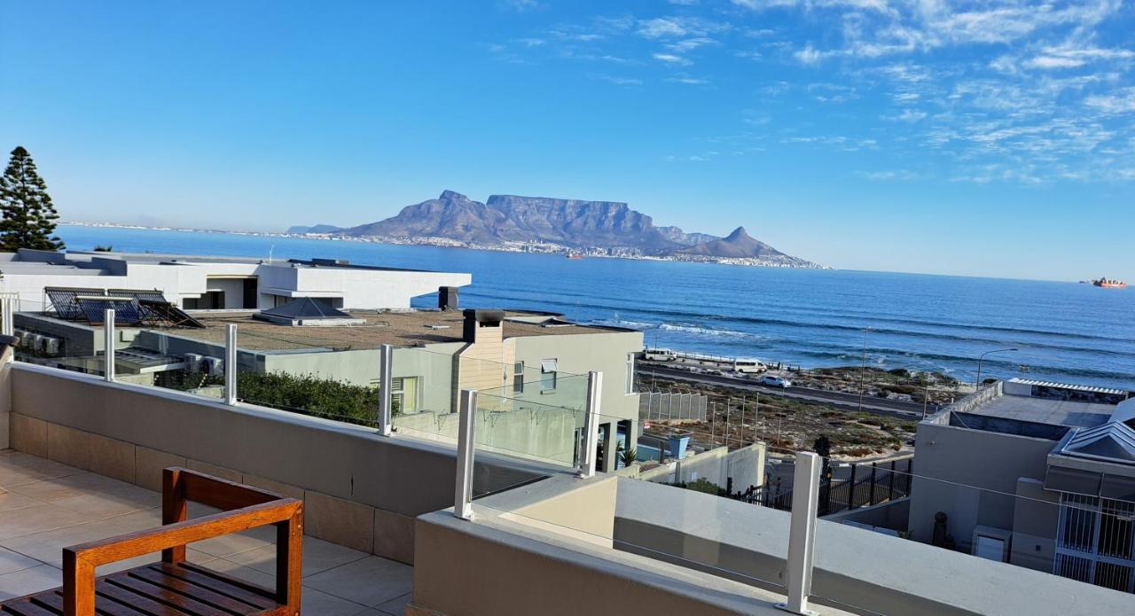 2Whitewaters Bloubergstrand Homestay Екстер'єр фото